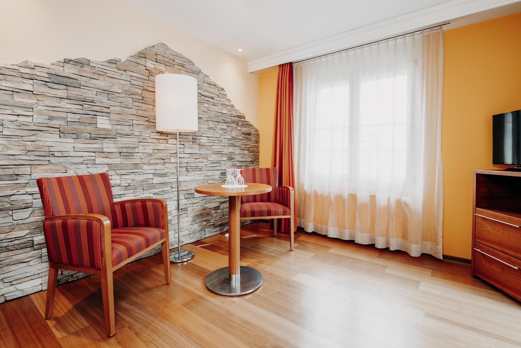 Parkhotel Schoenegg Гриндельвальд Номер фото