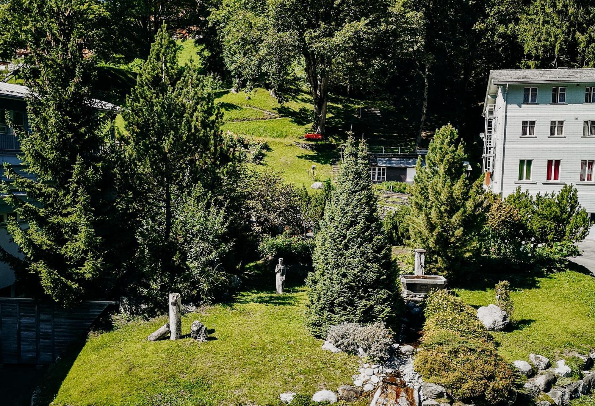 Parkhotel Schoenegg Гриндельвальд Номер фото